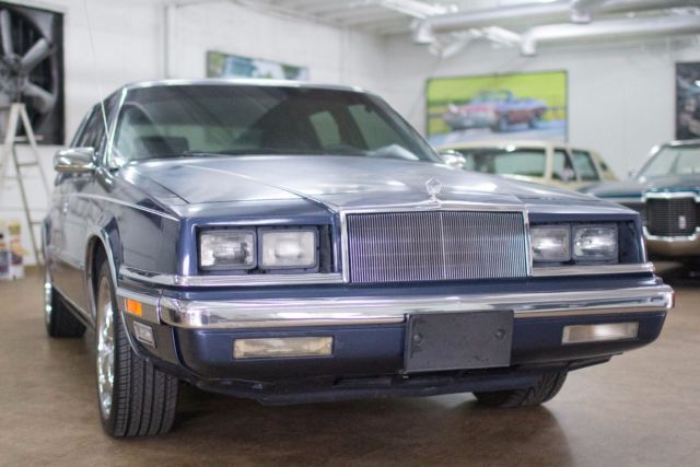 1990 Blue Chrysler New Yorker Sedan