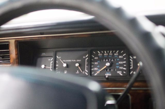 1990 Blue Chrysler New Yorker Sedan