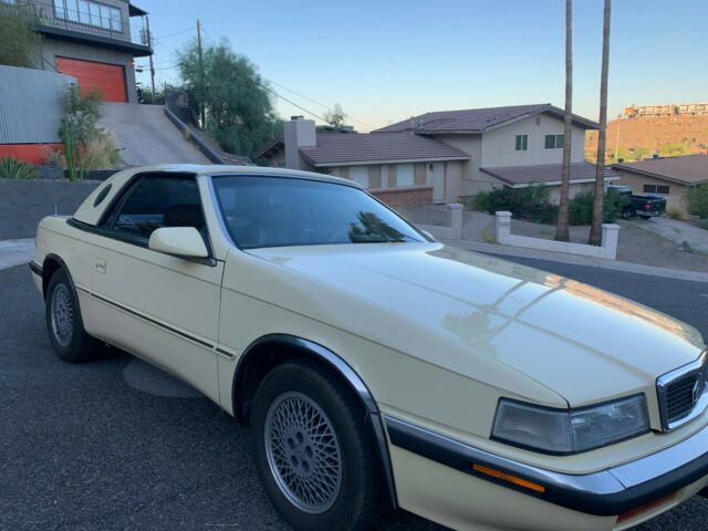 1990 Yellow Chrysler TC Maserati Convertible