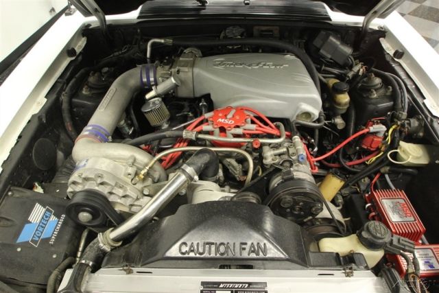 1990 White Ford Mustang