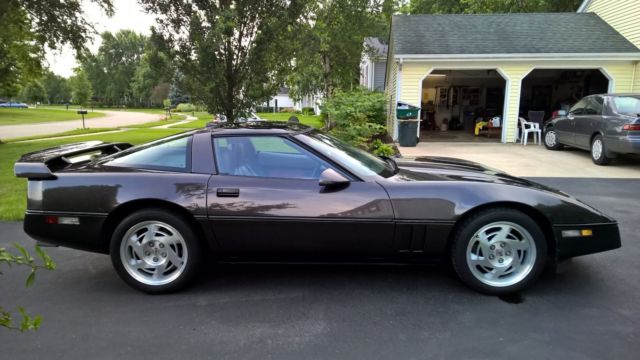 1990 Gray Chevrolet Corvette Coupe
