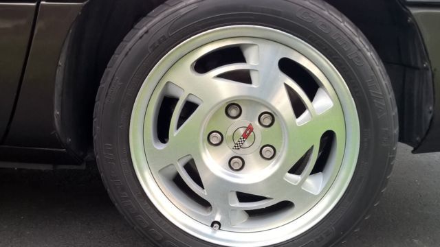 1990 Gray Chevrolet Corvette Coupe