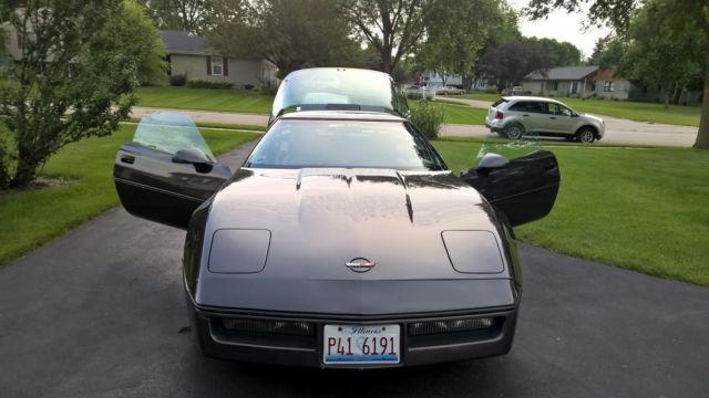 1990 Gray Chevrolet Corvette Coupe