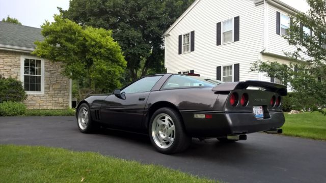 1990 Gray Chevrolet Corvette Coupe
