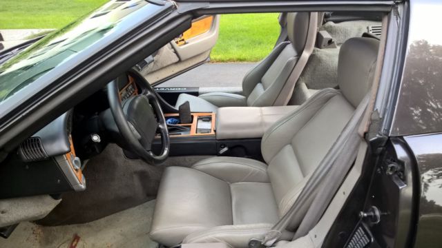 1990 Gray Chevrolet Corvette Coupe