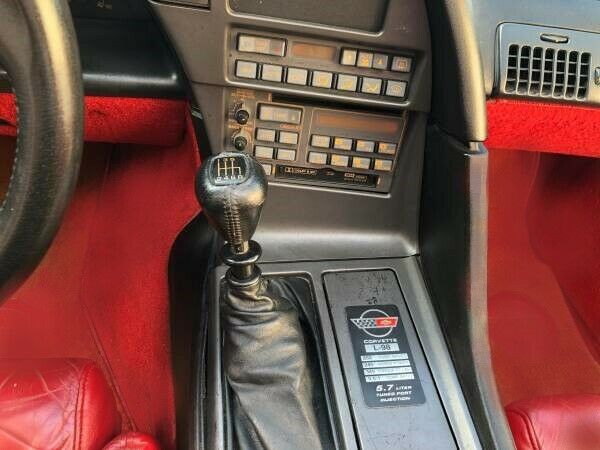 1990 White Chevrolet Corvette Convertible