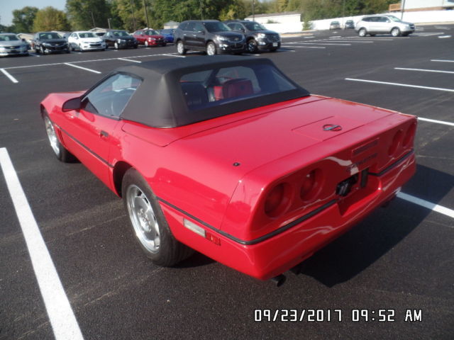 1990 Red Chevrolet Corvette Convertible