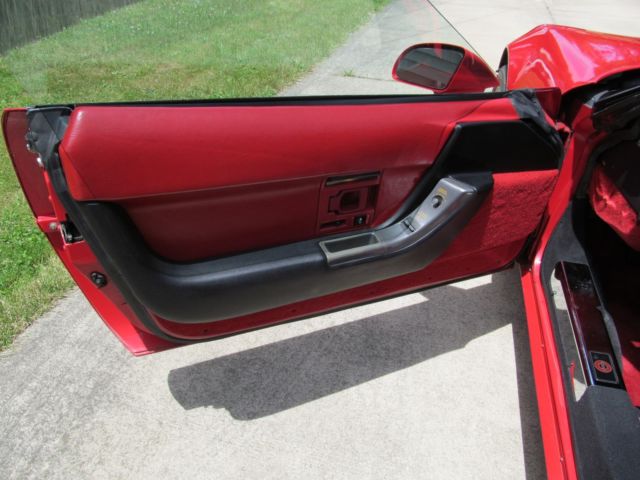 1990 Red Chevrolet Corvette Coupe