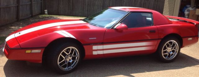 1990 Red Chevrolet Corvette Convertible