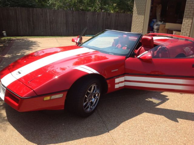 1990 Red Chevrolet Corvette Convertible