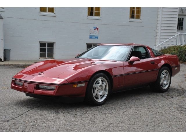 1990 Red Chevrolet Corvette Hatchback