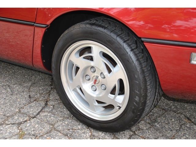 1990 Red Chevrolet Corvette Hatchback