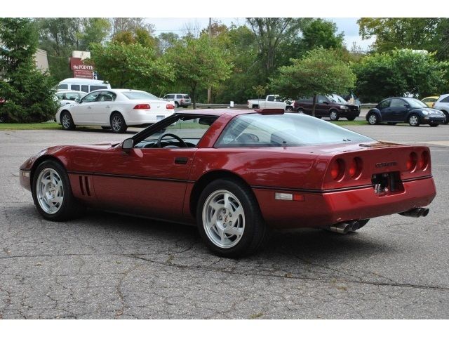 1990 Red Chevrolet Corvette Hatchback