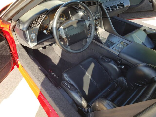 1990 Red Chevrolet Corvette Coupe