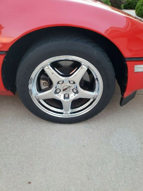 1990 Red Chevrolet Corvette Coupe