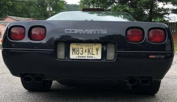 1990 black Chevrolet Corvette Coupe