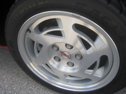 1990 Red Chevrolet Corvette Hatchback