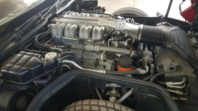 1990 Red Chevrolet Corvette Coupe