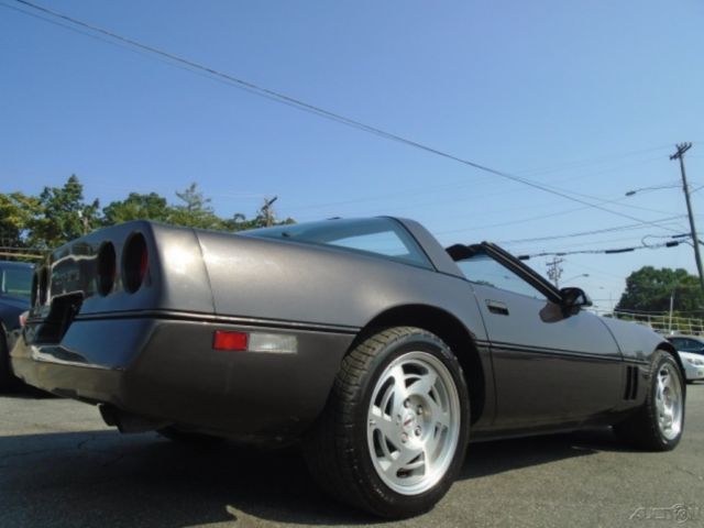 1990 Gray Chevrolet Corvette Coupe