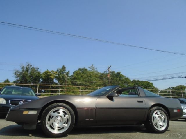 1990 Gray Chevrolet Corvette Coupe