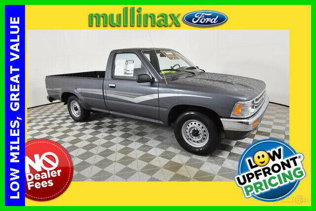 1990 Gray Toyota Pickup Pickup Truck