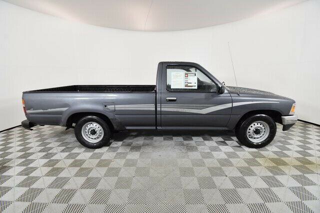 1990 Gray Toyota Pickup Pickup Truck