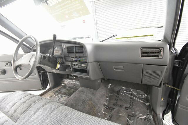 1990 Gray Toyota Pickup Pickup Truck