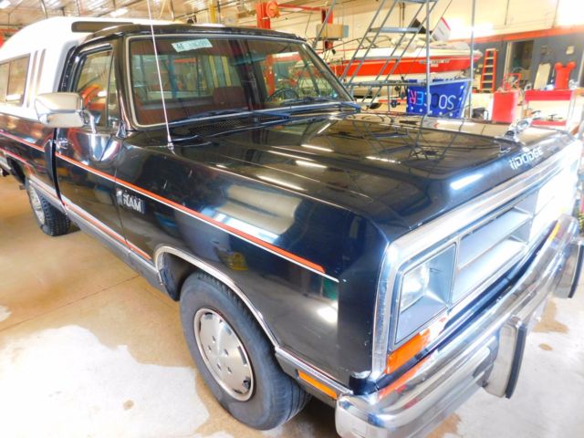 1990 Black Dodge Other Pickups