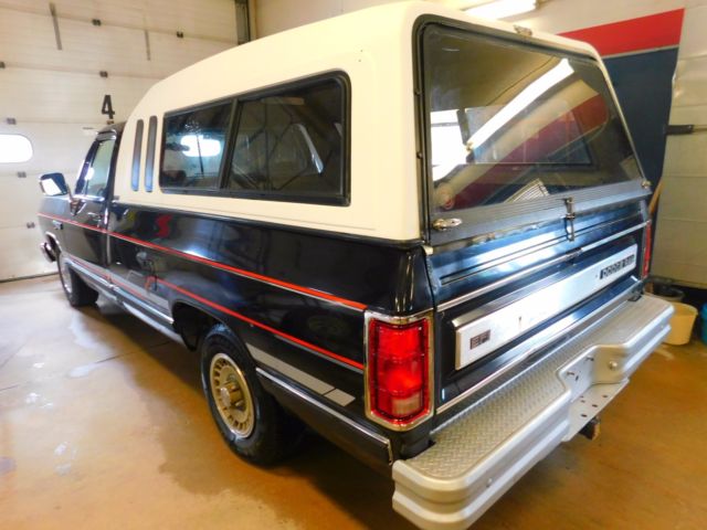 1990 Black Dodge Other Pickups