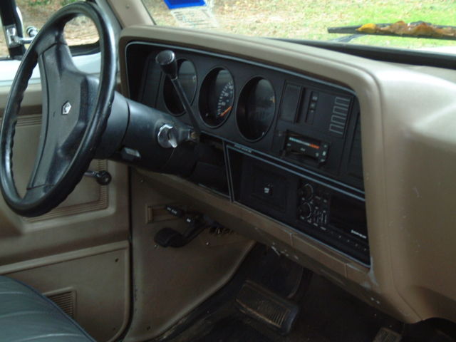 1990 White Dodge 250 Truck Standard Cab Pickup
