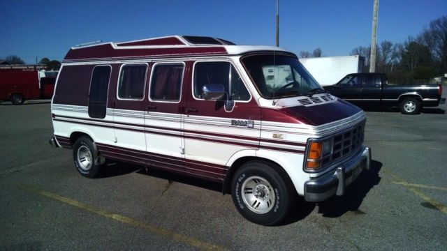1990 Burgundy and White Dodge Ram 2500 Custom Passenger Van