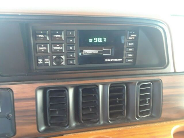 1990 White Dodge Ram Van Extended Passenger Van