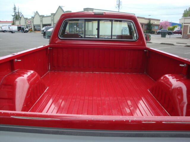 1990 RED/SILVER Dodge Ram 2500 Standard Cab Pickup