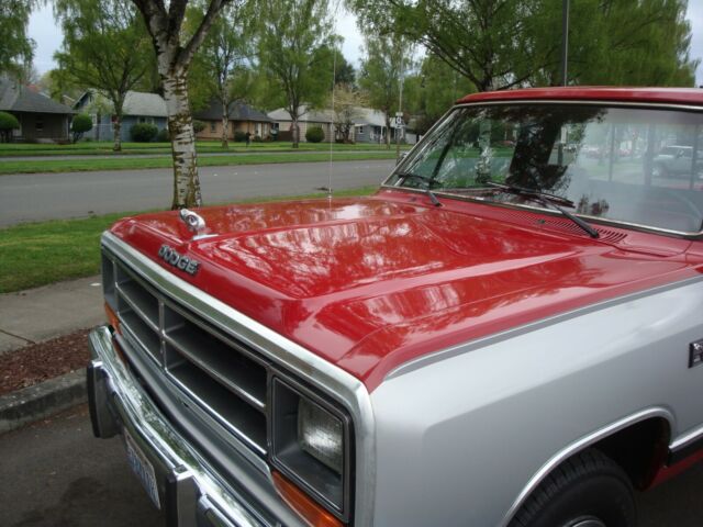 1990 RED/SILVER Dodge Ram 2500 Standard Cab Pickup