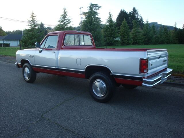 1990 RED/SILVER Dodge Ram 2500 Standard Cab Pickup