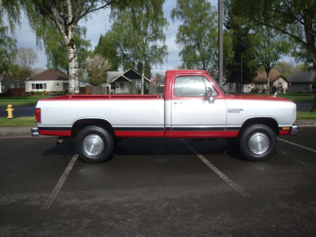 1990 RED/SILVER Dodge Ram 2500 Standard Cab Pickup