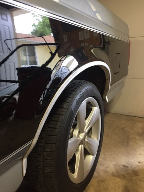 1990 Black Gray Ford F-150 Standard Cab Pickup