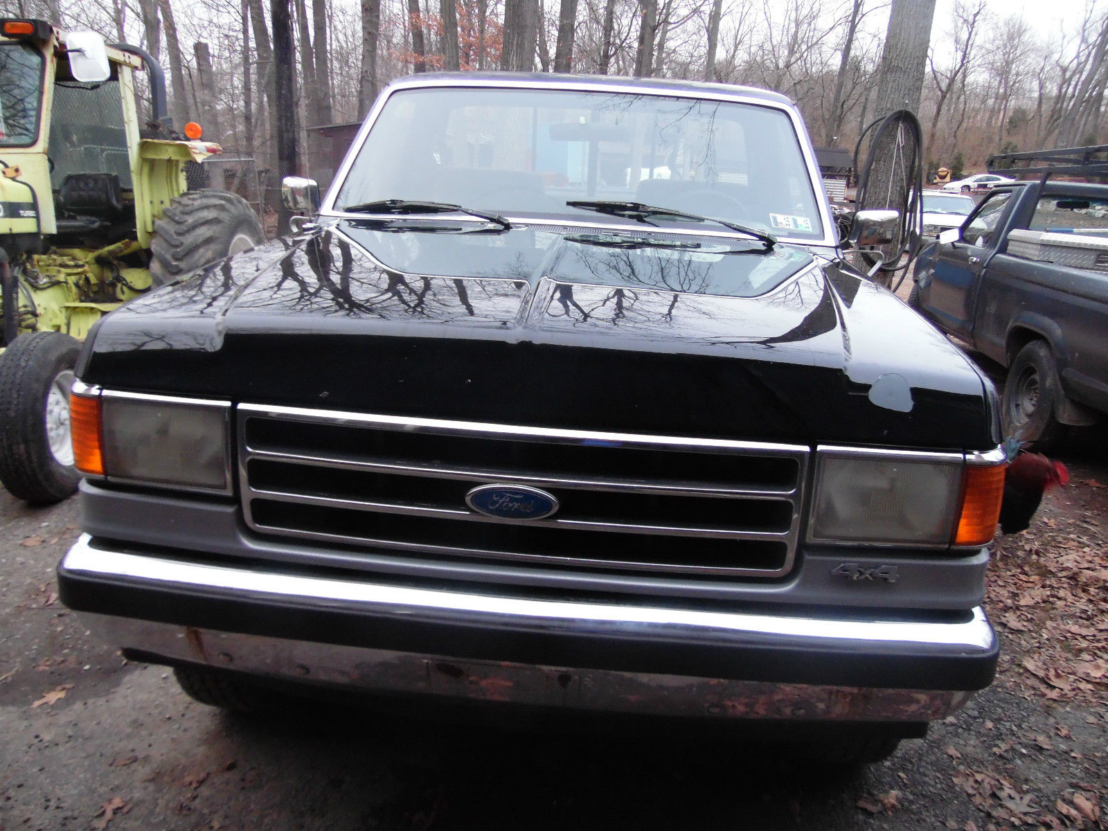 1990 black&-gray Ford F-150 Cab &- Chassis
