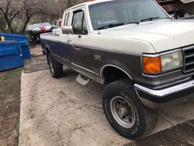 1990 White grey Ford F-250 Extended Cab Pickup