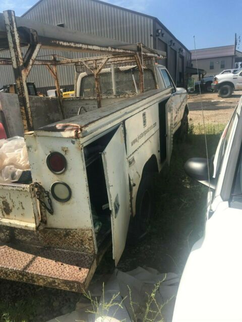 1990 White Ford F-350 Cab & Chassis