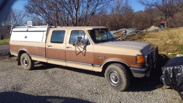 1990 Beige/brown Ford F-350 Crew Cab Pickup