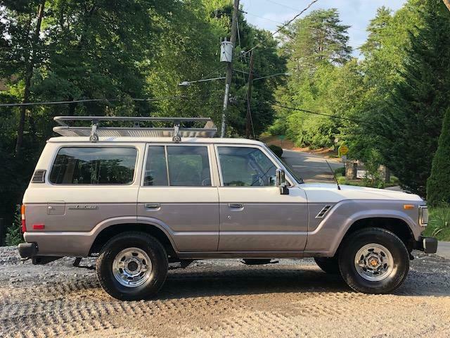 1990 Silver and White Toyota Land Cruiser Wagon