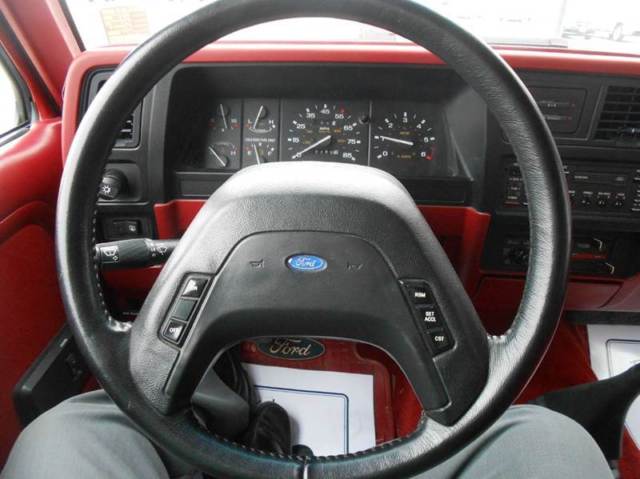 1990 Blue Ford Bronco 2