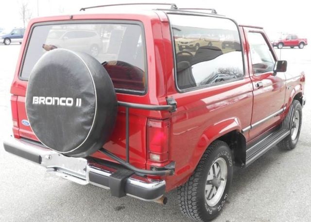 1990 Blue Ford Bronco 2