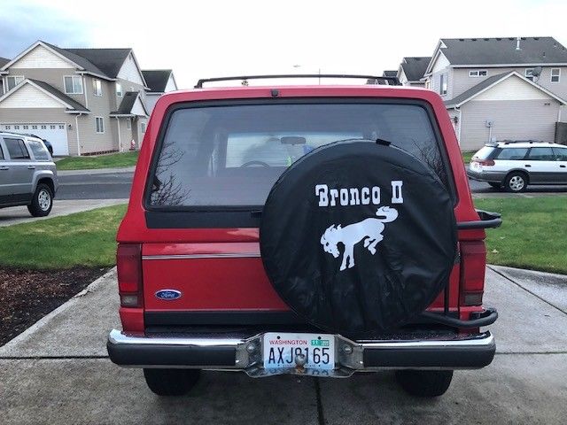 1990 Red Ford Bronco II SUV