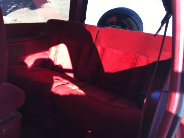 1990 RED WHITE Ford Bronco II 2-door