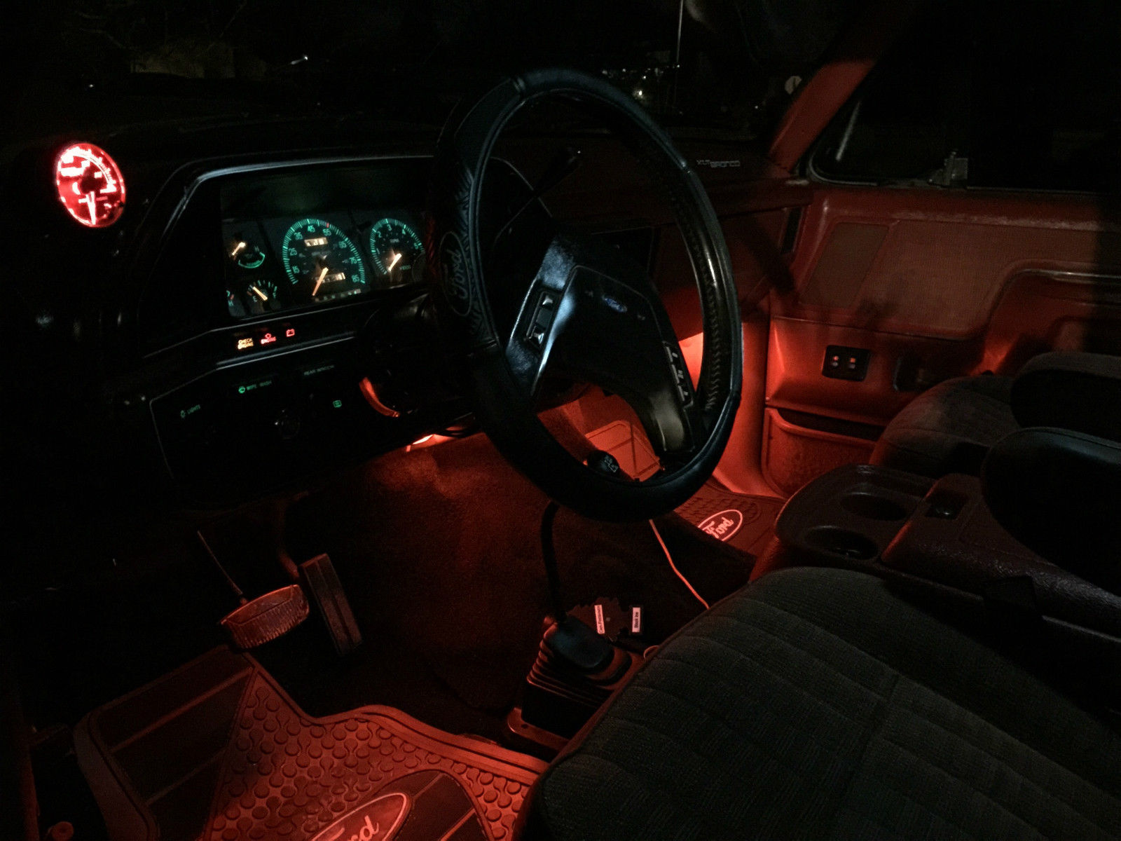 1990 White/ Grey Two Tone Ford Bronco SUV