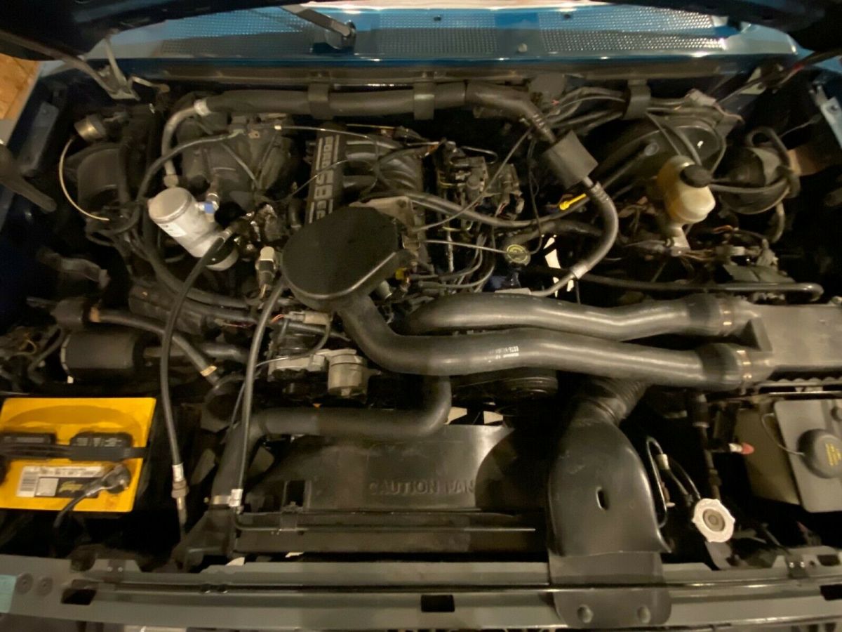 1990 Green Ford Bronco SUV