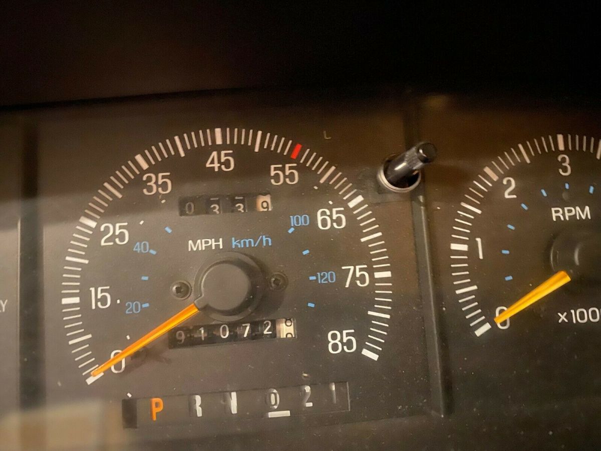 1990 Green Ford Bronco SUV