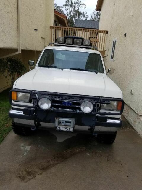 1990 White Ford Bronco
